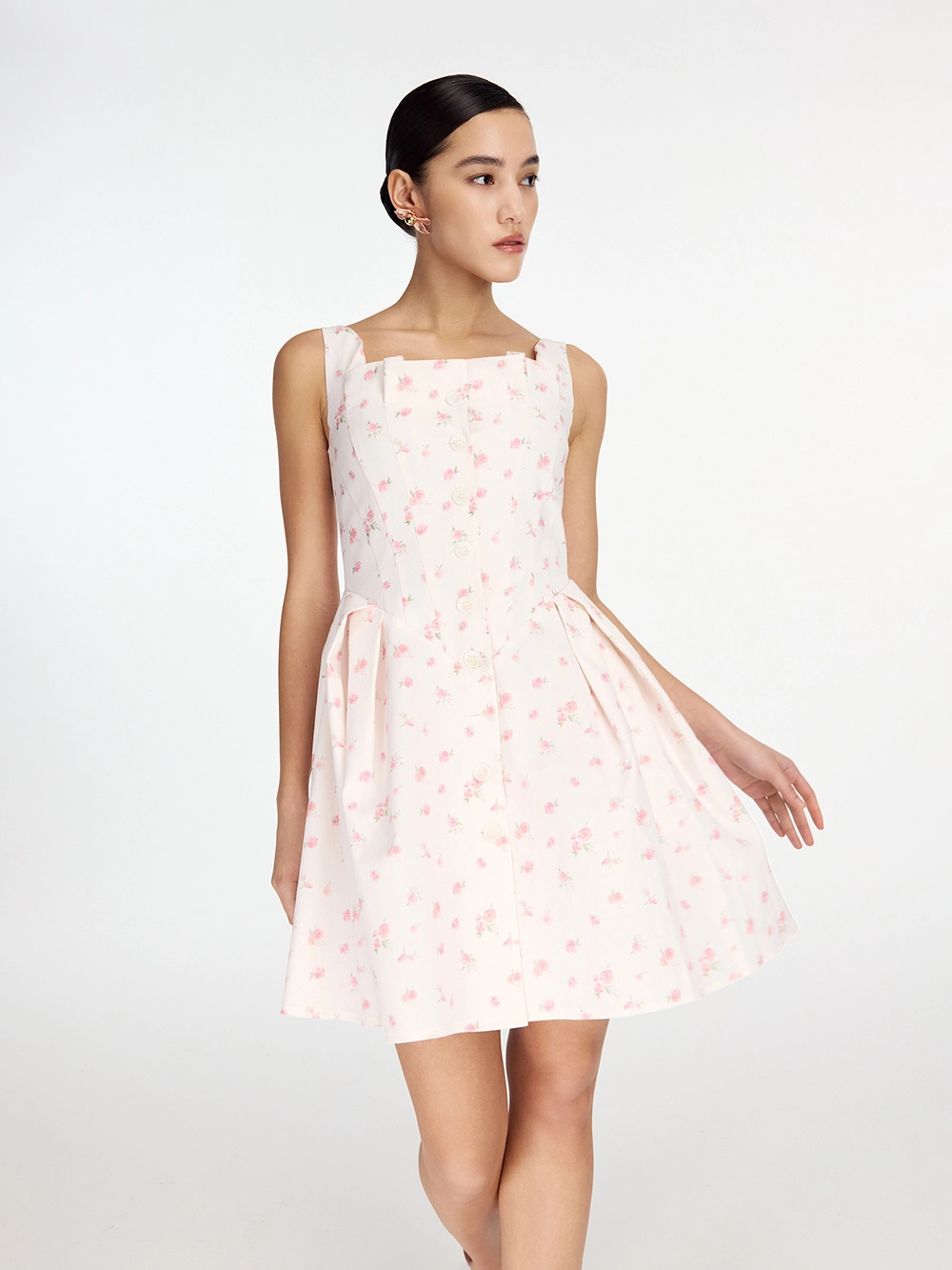 картинка платье мини с пышной юбкой от магазина truered.ru (ex-SOLO·U)