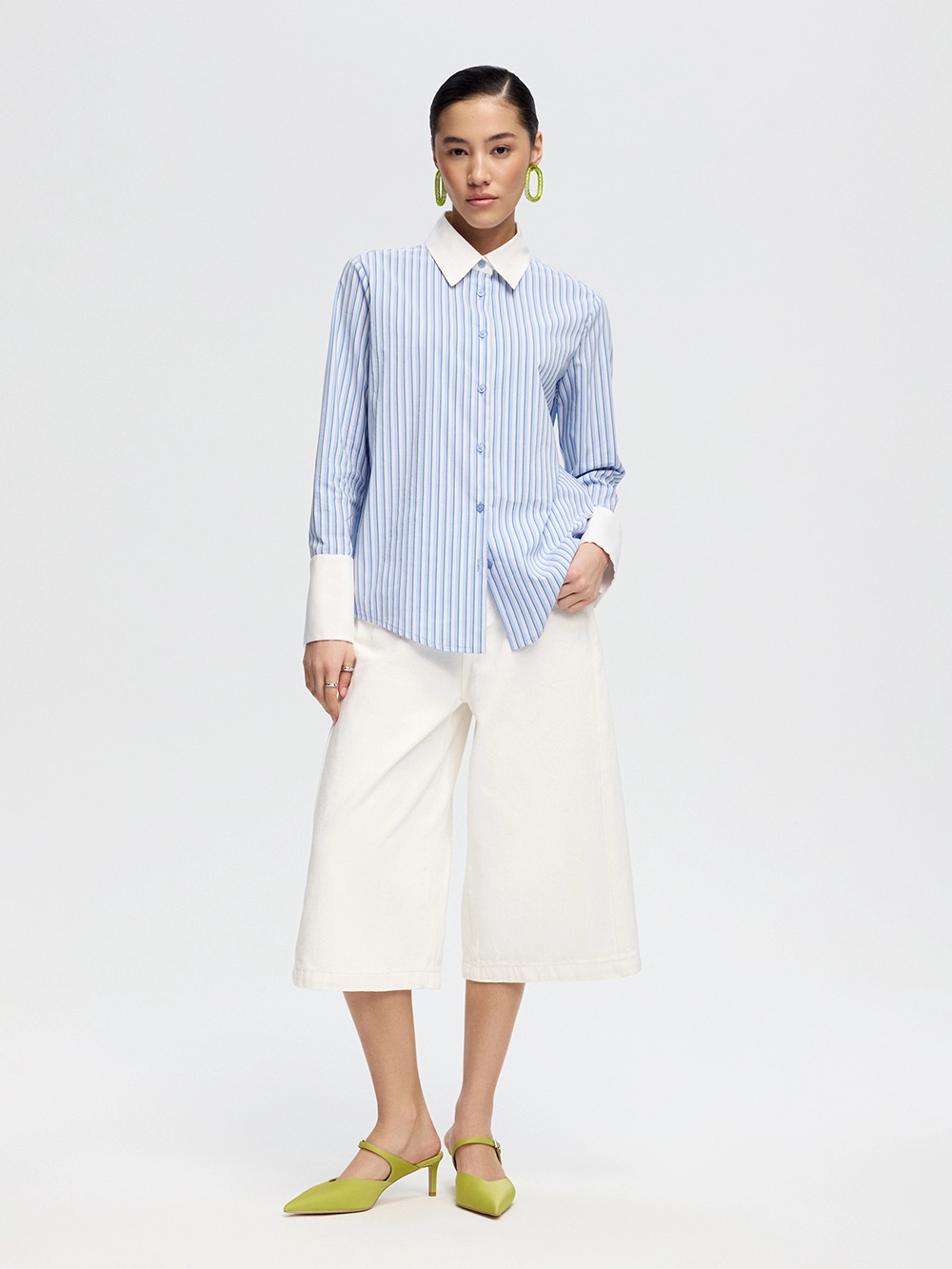 картинка рубашка базовая с контрастными манжетами от магазина truered.ru (ex-SOLO·U)