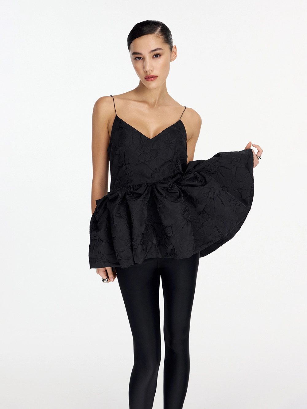 картинка топ от магазина truered.ru (ex-SOLO·U)