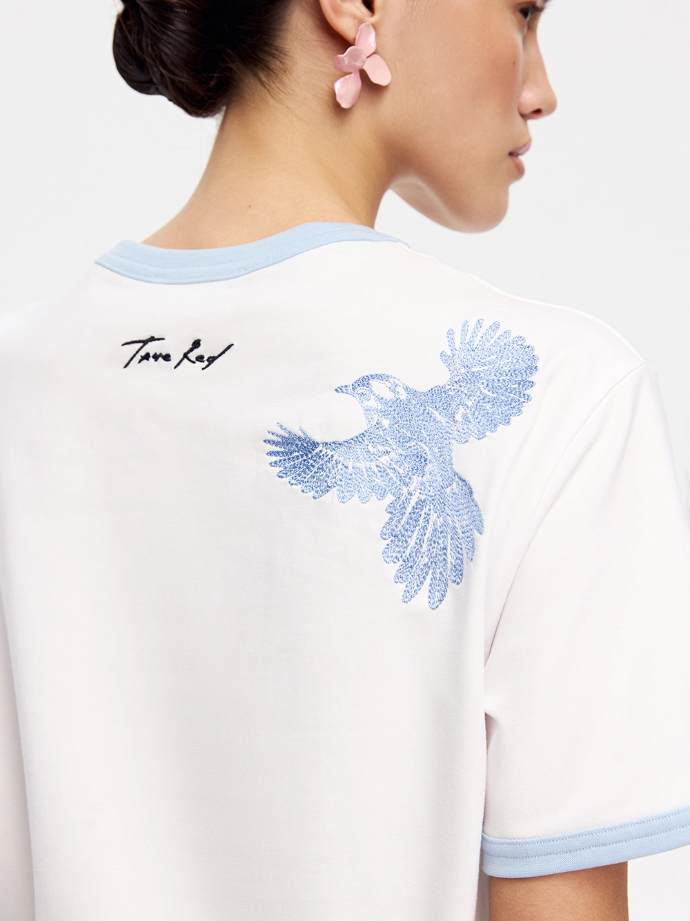 картинка футболка от магазина truered.ru (ex-SOLO·U)