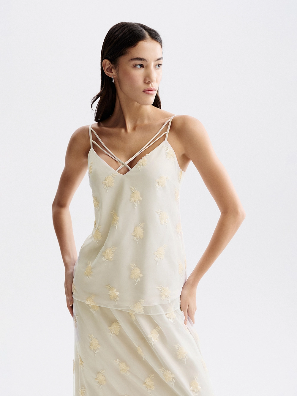 картинка топ от магазина truered.ru (ex-SOLO·U)