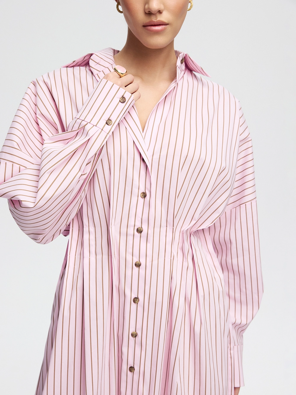 картинка платье с вышивкой от магазина truered.ru (ex-SOLO·U)