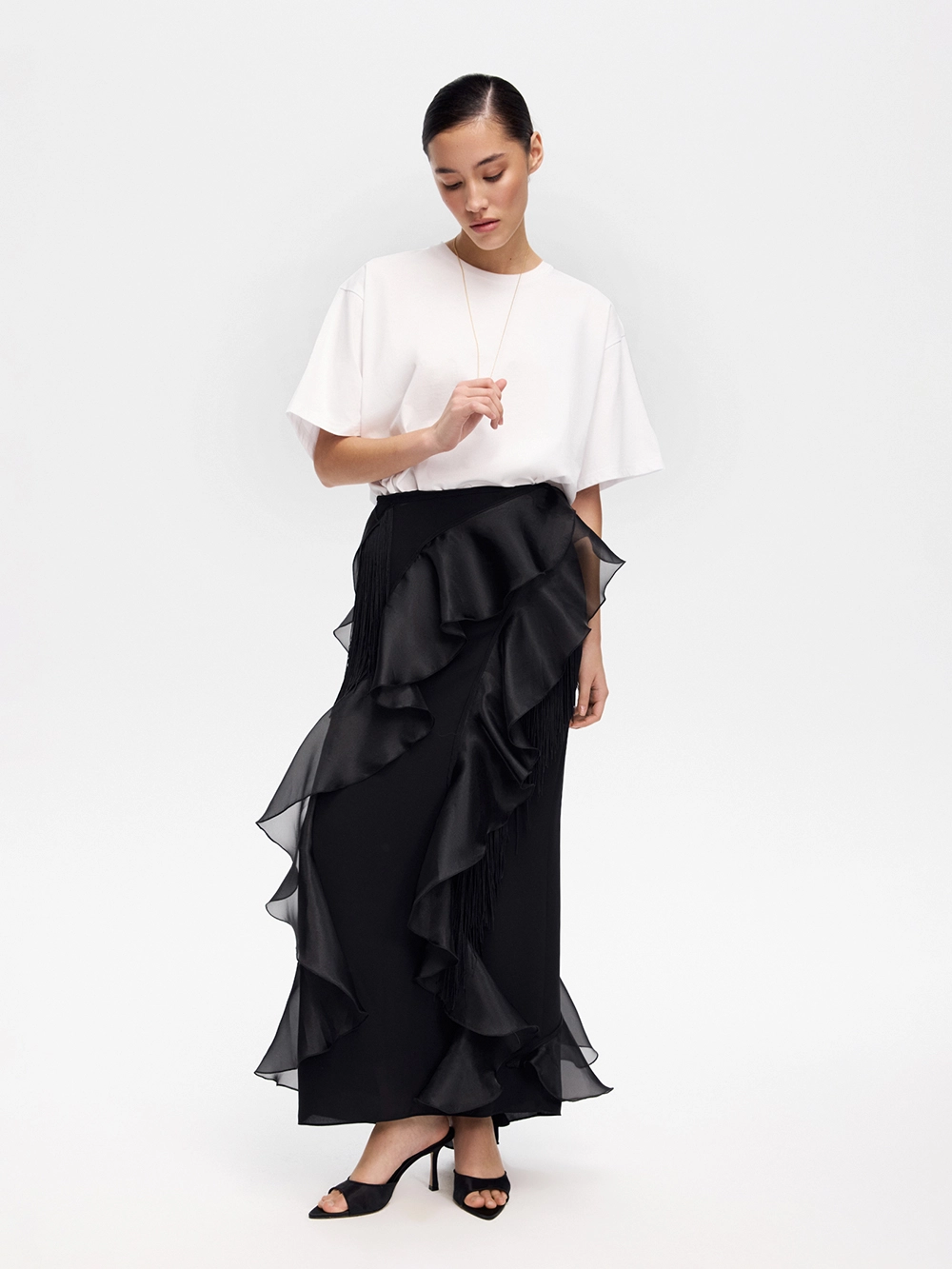 картинка юбка с воланами и бахромой от магазина truered.ru (ex-SOLO·U)