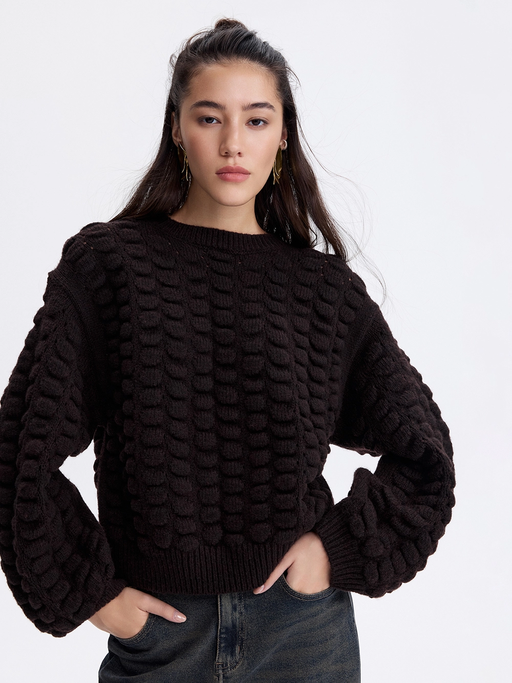 картинка свитер из шерсти со шнуровкой  от магазина truered.ru (ex-SOLO·U)