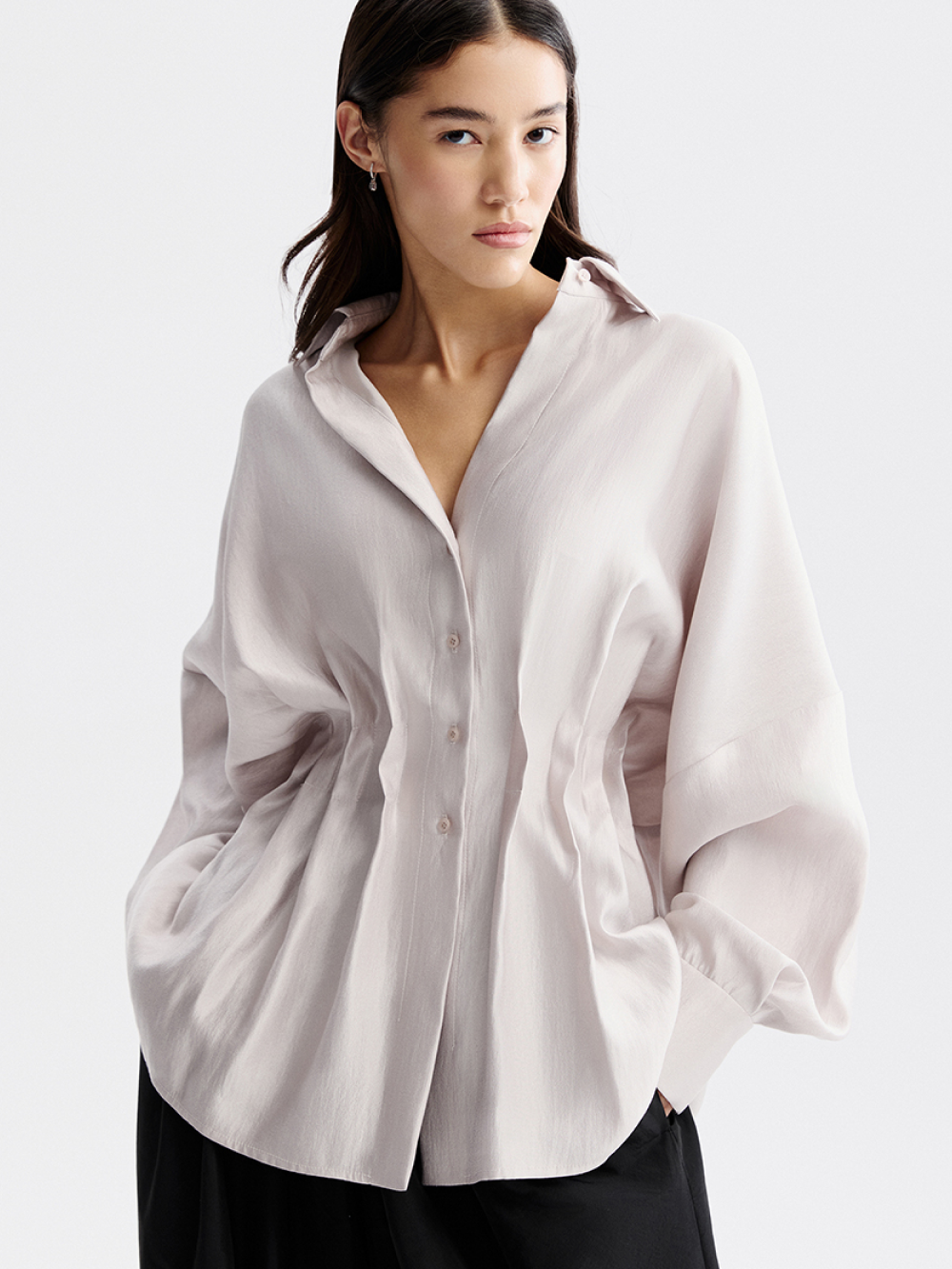 картинка блузка из тафты с защипами от магазина truered.ru (ex-SOLO·U)