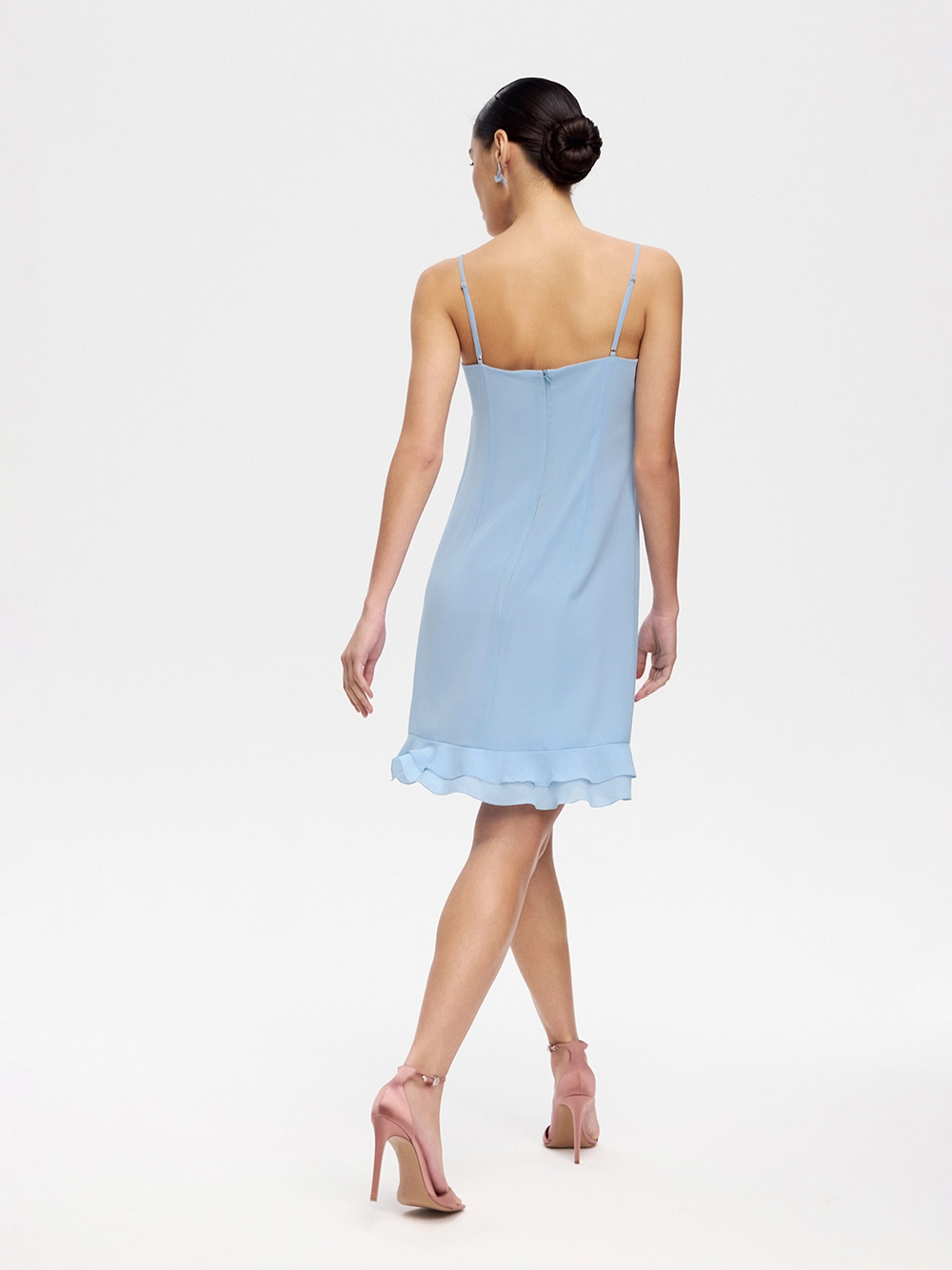 картинка платье мини с воланами от магазина truered.ru (ex-SOLO·U)