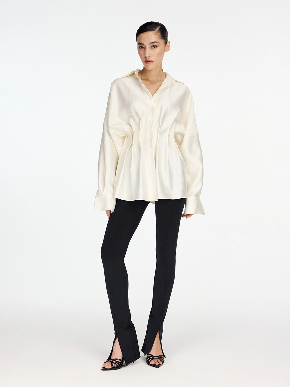 картинка блузка из тафты с защипами от магазина truered.ru (ex-SOLO·U)