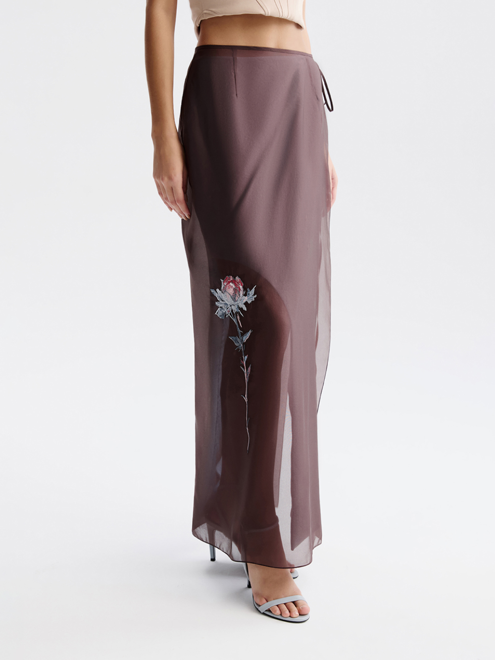 картинка юбка с накидкой из шифона с вышивкой от магазина truered.ru (ex-SOLO·U)