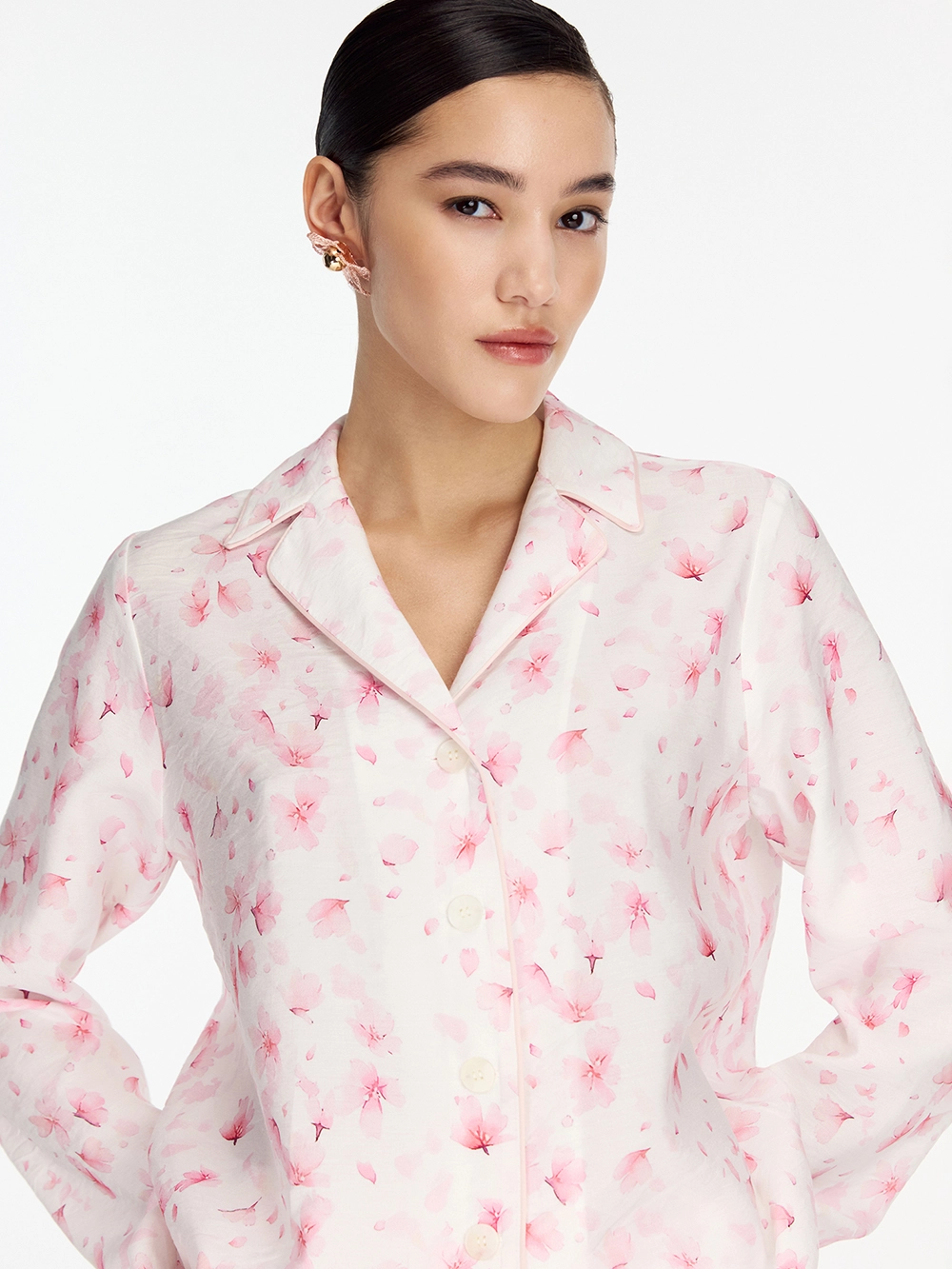 картинка рубашка из вискозного шёлка с кантом  от магазина truered.ru (ex-SOLO·U)