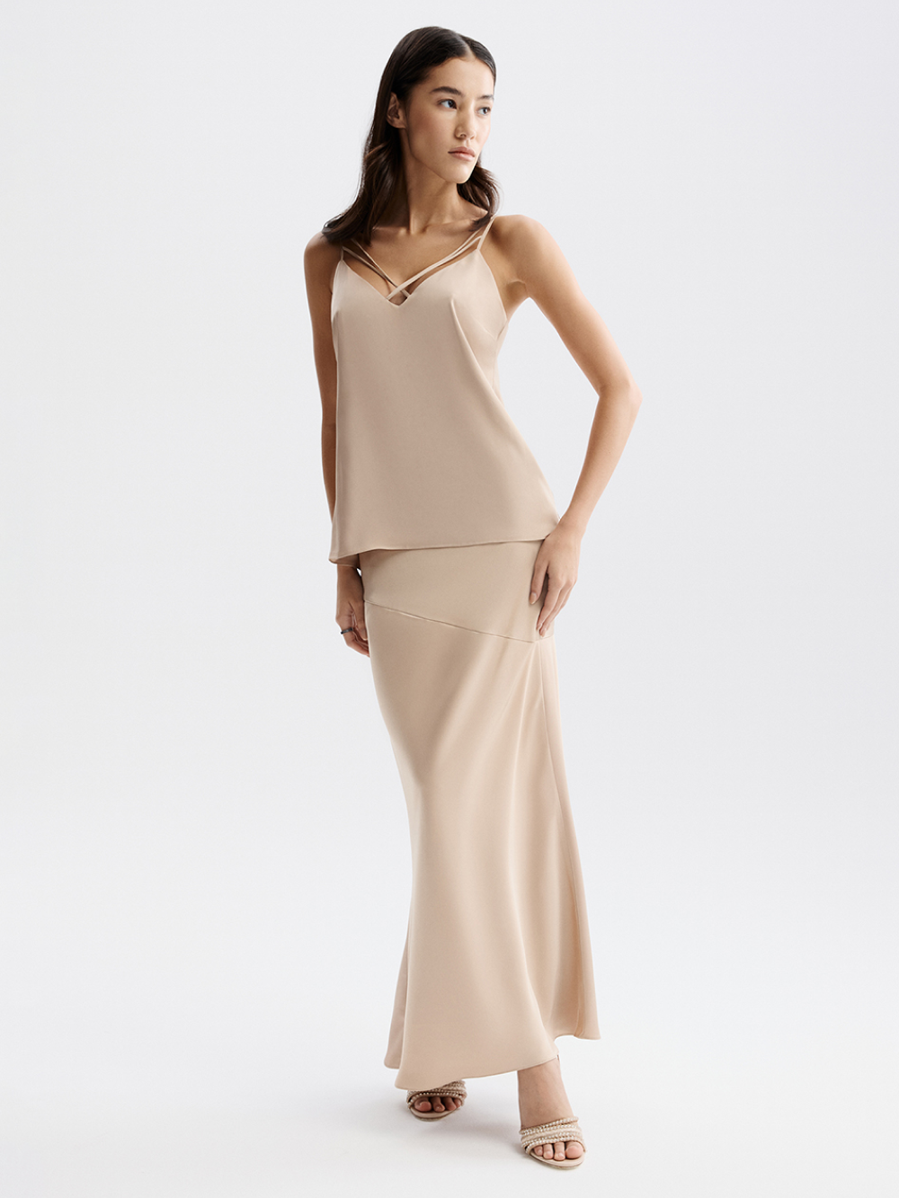 картинка топ с шёлком от магазина truered.ru (ex-SOLO·U)