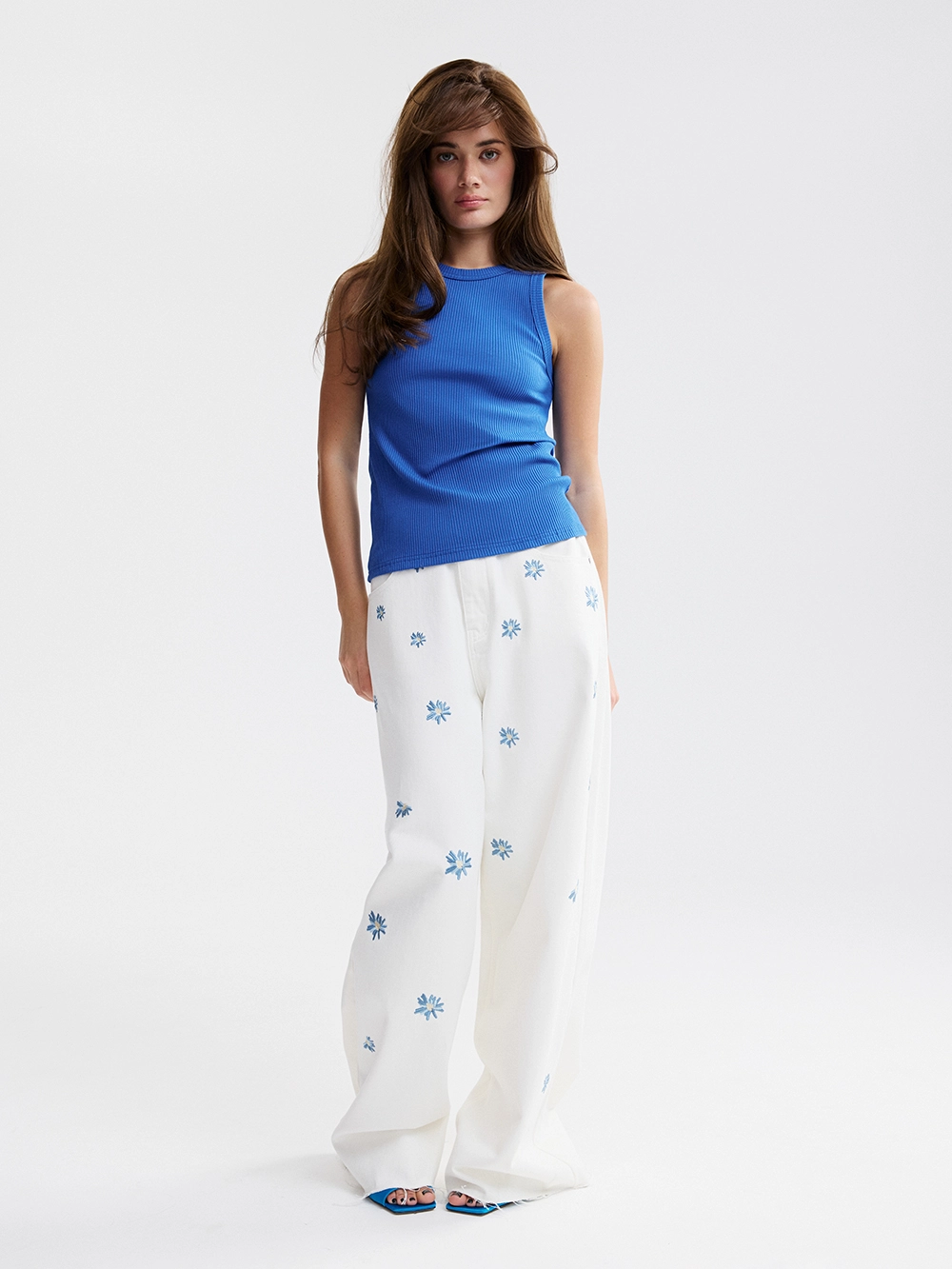 картинка майка базовая из хлопка от магазина truered.ru (ex-SOLO·U)