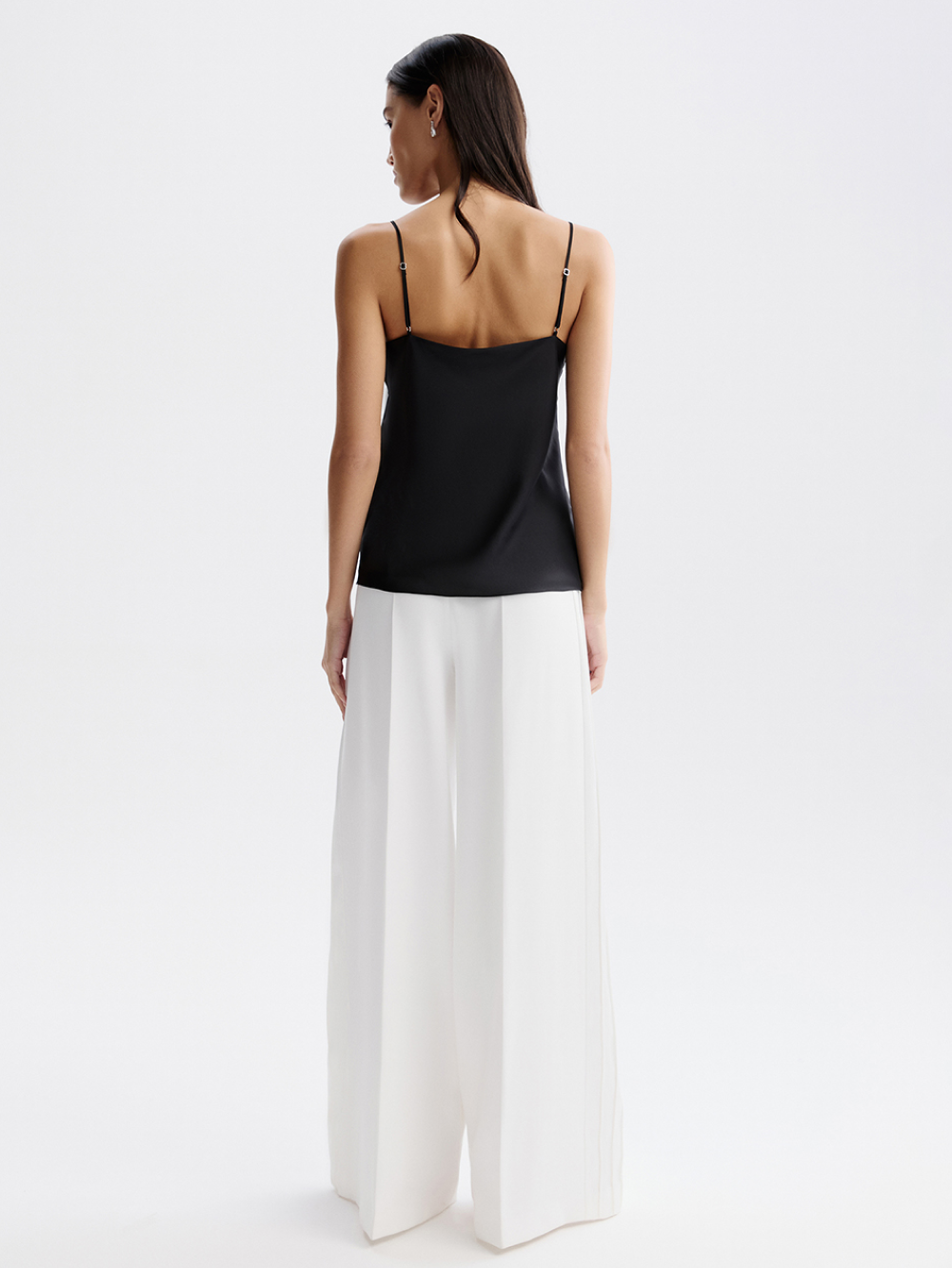 картинка топ с шёлком от магазина truered.ru (ex-SOLO·U)